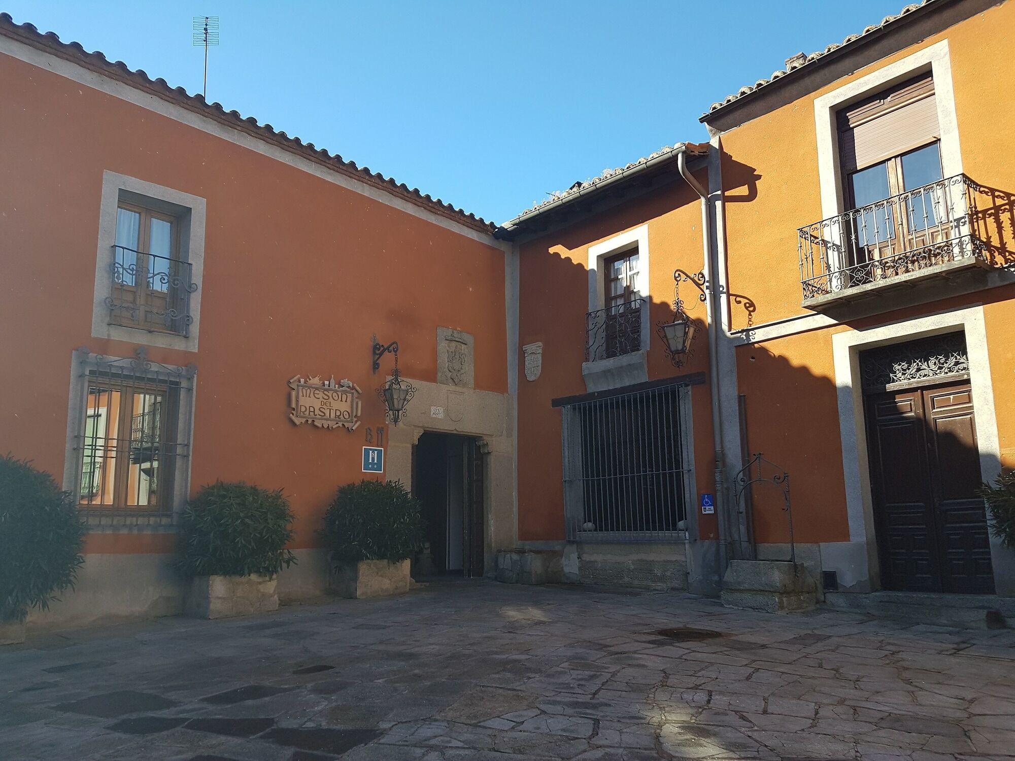 Hostal El Rastro Ávila Kültér fotó